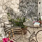 Apartament Garden *