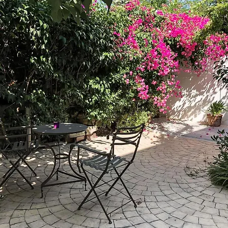 Διαμέρισμα Garden