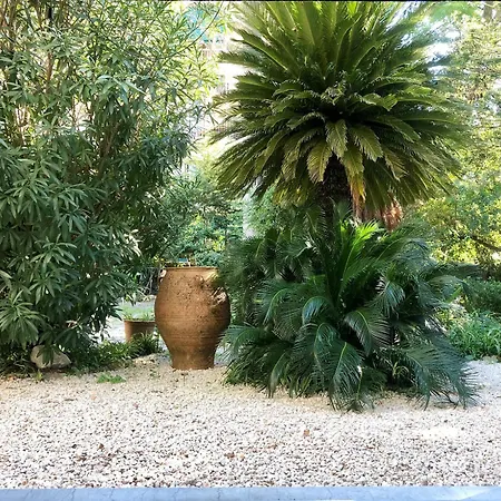 Διαμέρισμα Garden *